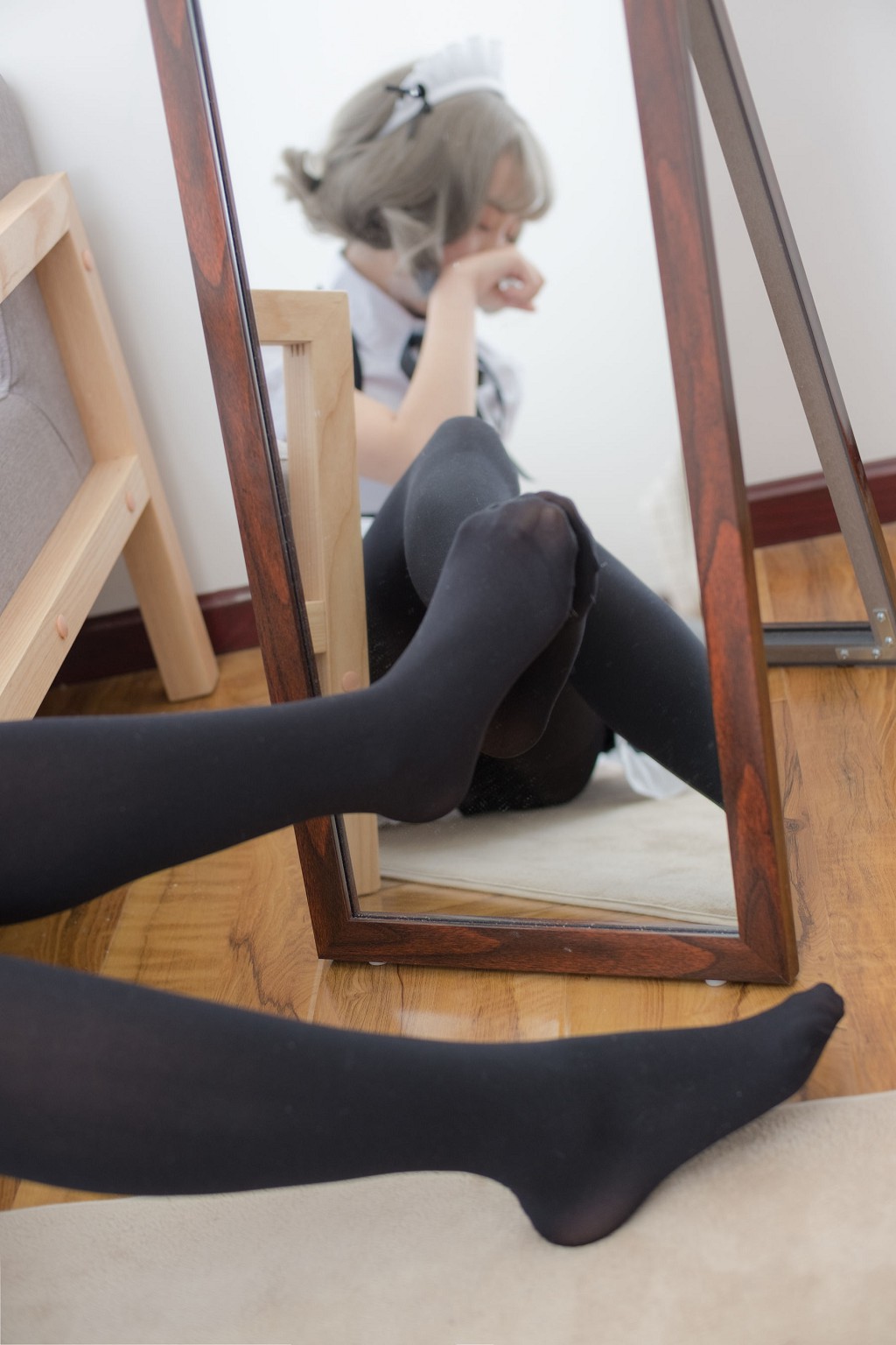 《黑丝女仆》 [森萝财团] R15-001 写真集[80P]