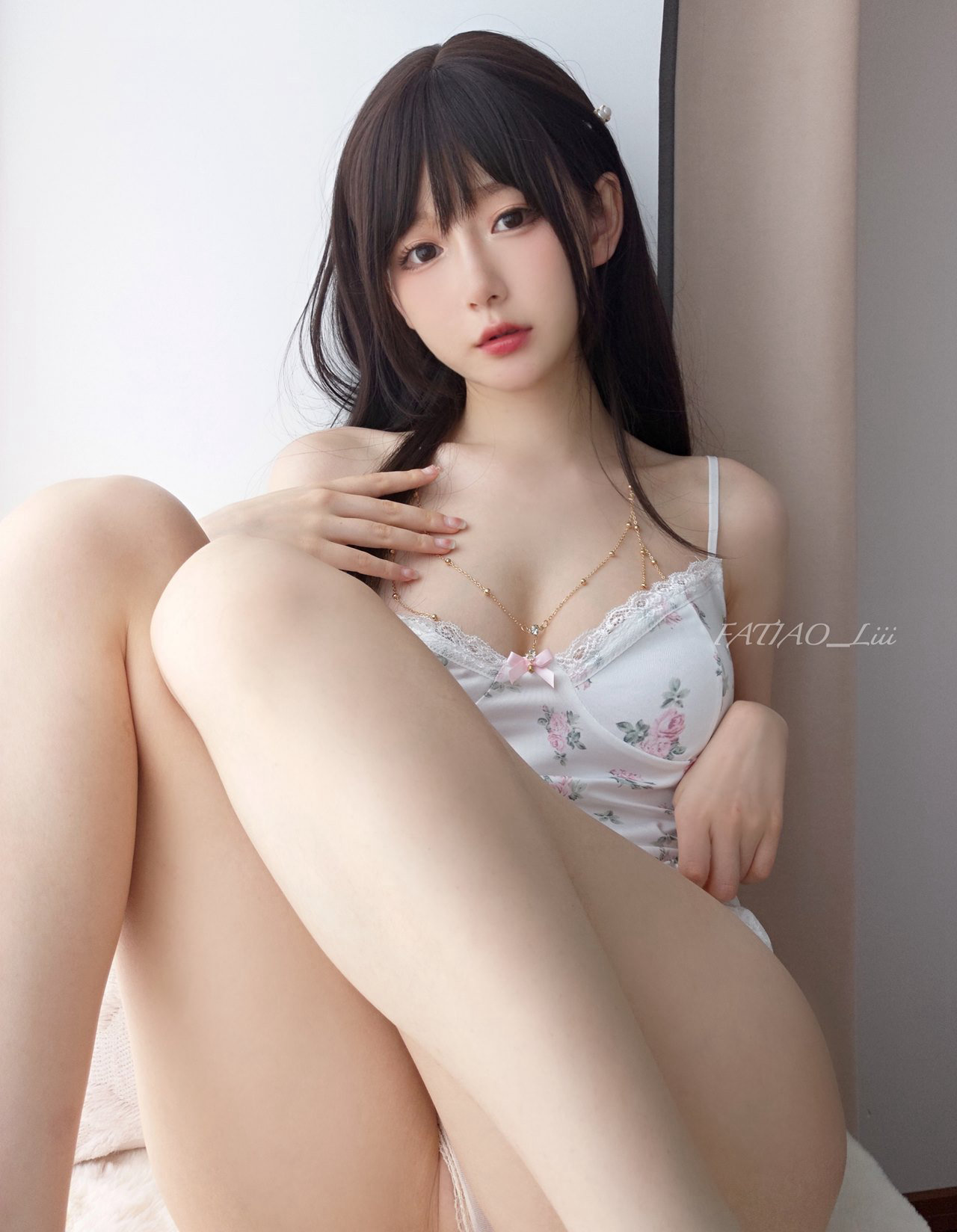 迷之呆梨极品白丝性感兔女郎cosplay大尺度写真套图