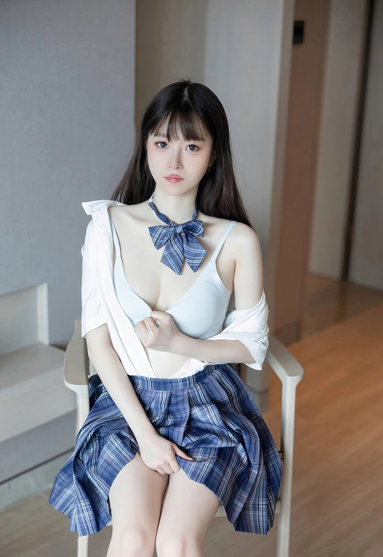 林悠悠白丝JK性感cosplay大尺度白嫩皮肤诱惑套图