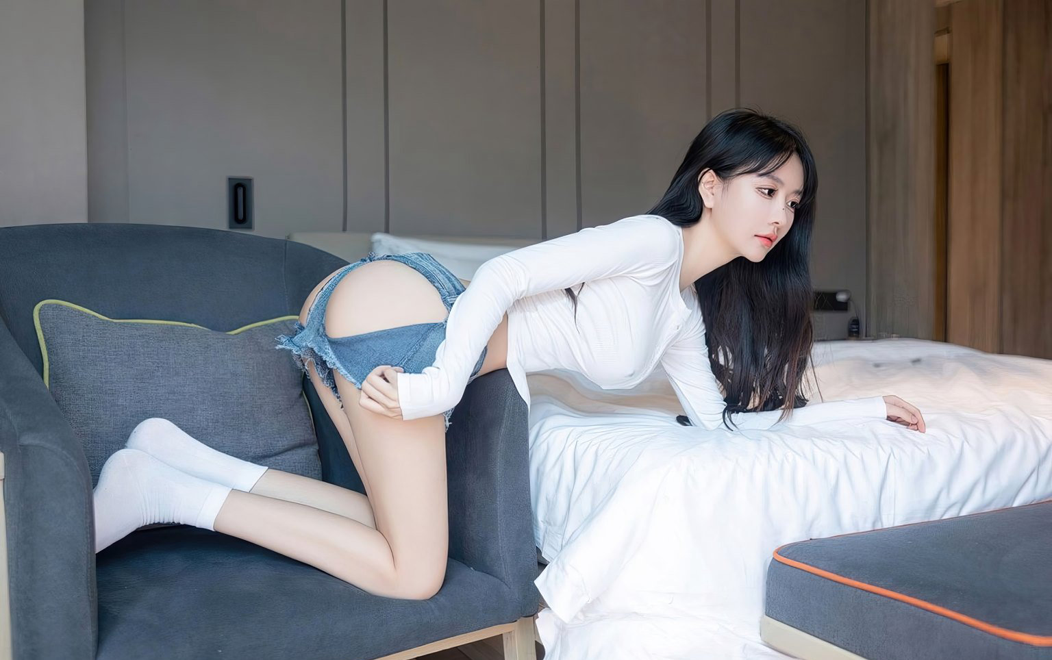 白袜热裤美女极品极度白皙美腿性感套图大尺度jk超污