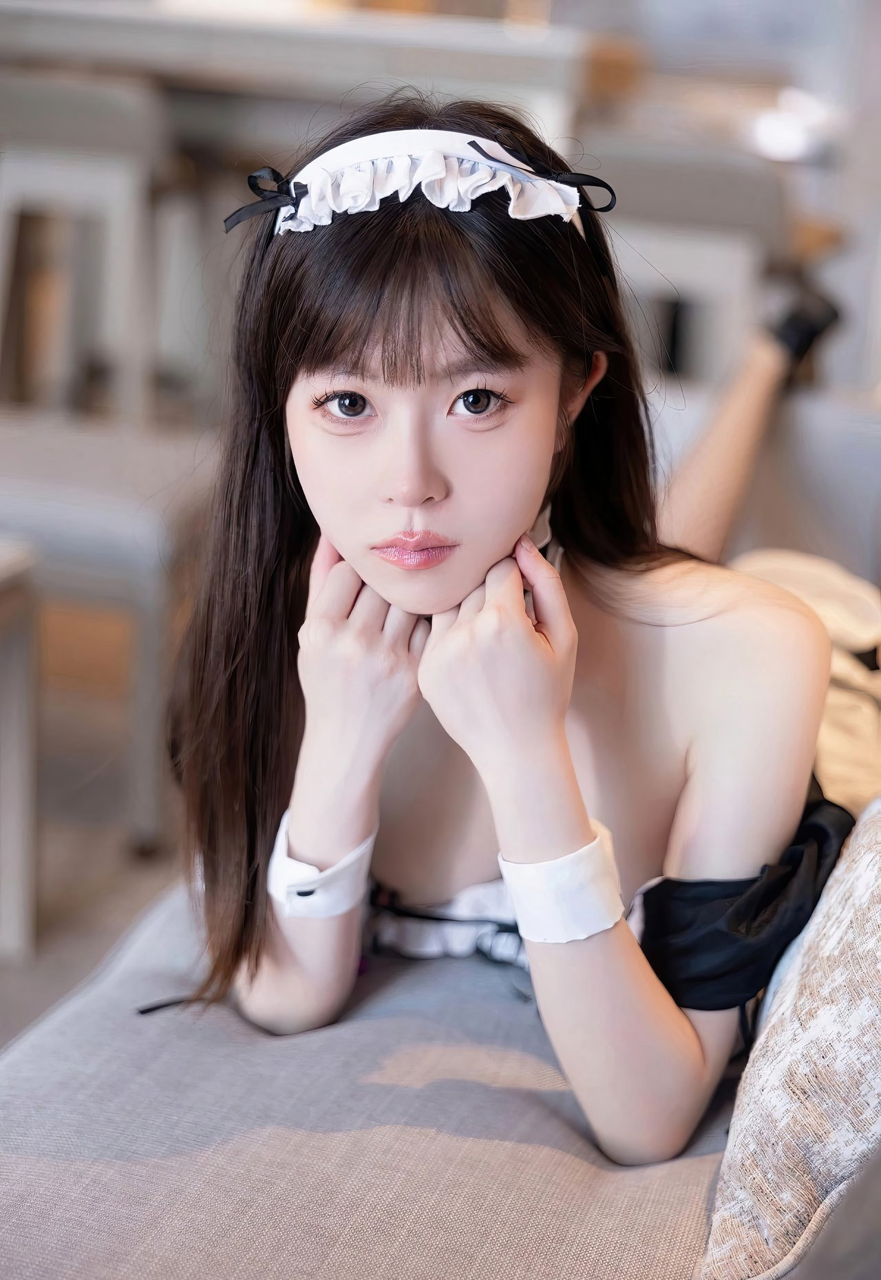 性感女仆装cosplay美女林悠悠白皙身材大尺度写真