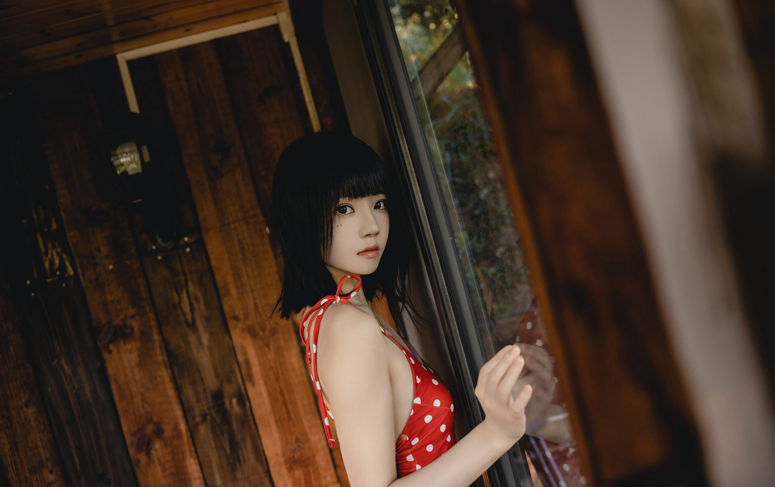 桜桃喵性感泳衣cosplay超污大尺度性感裸背极品美腿写真