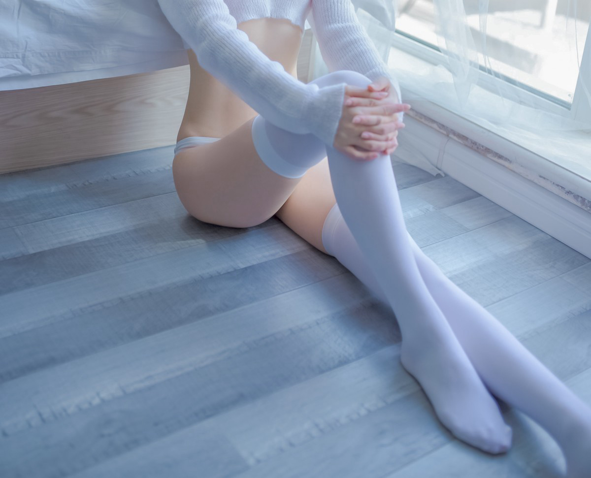 极致纯美白丝美女cosplay性感清纯写真白丝美腿丁字裤