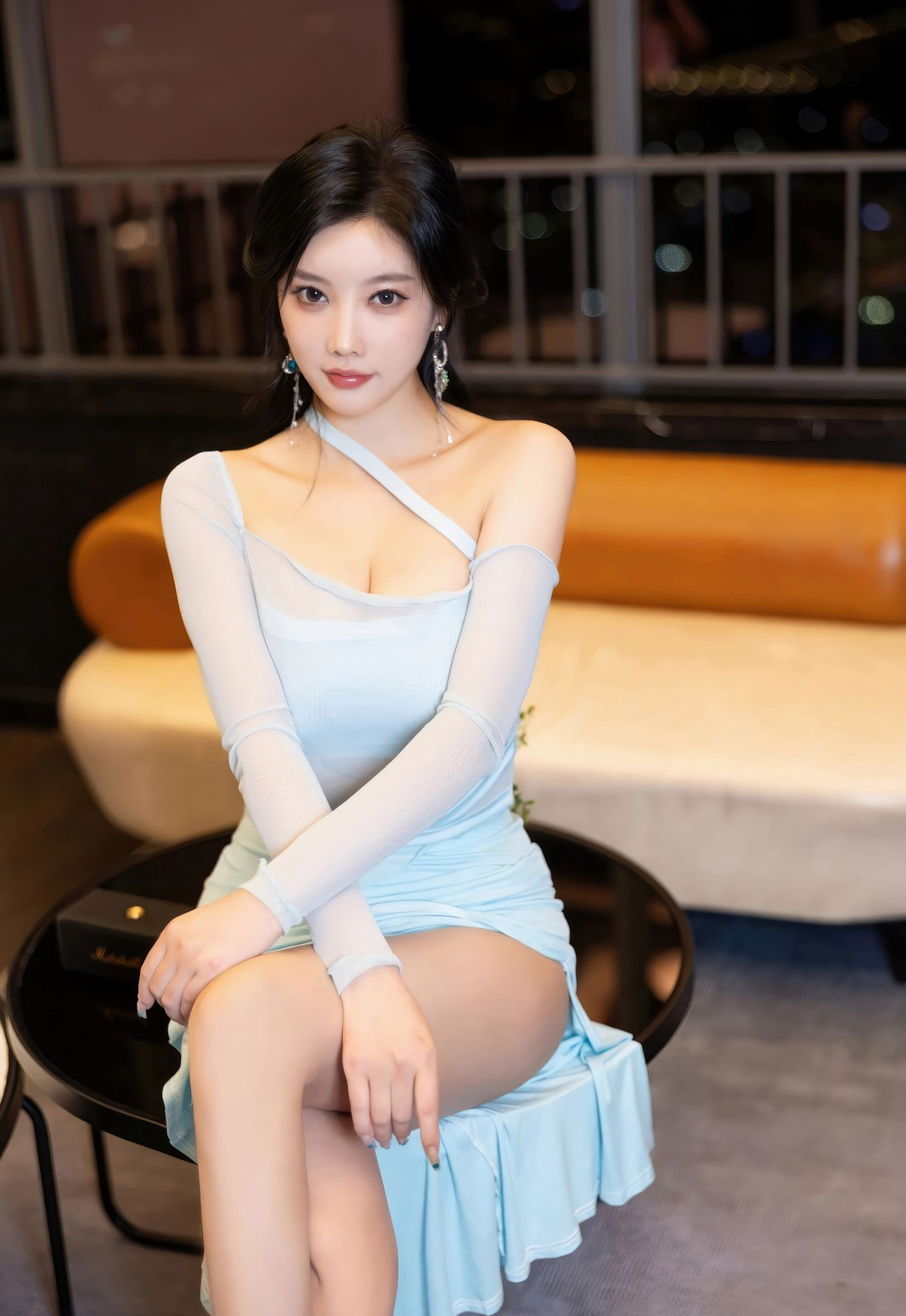 杨晨晨白丝性感高跟极品丁字裤美臀高清画质套图