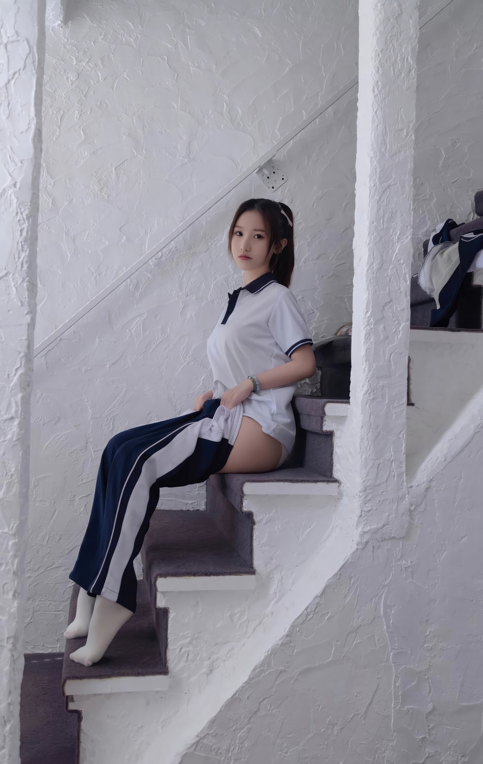 极品大胸妹子杏子丰满美臀诱惑白皙皮肤性感玉足