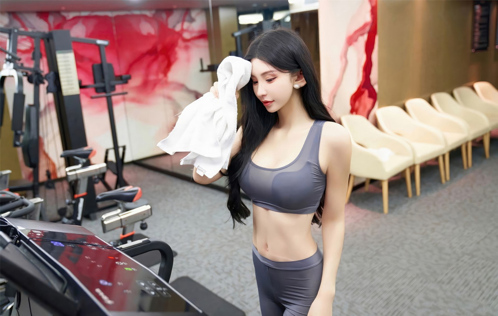 周于希极品美臀紧身健身裤性感身材健身房套图