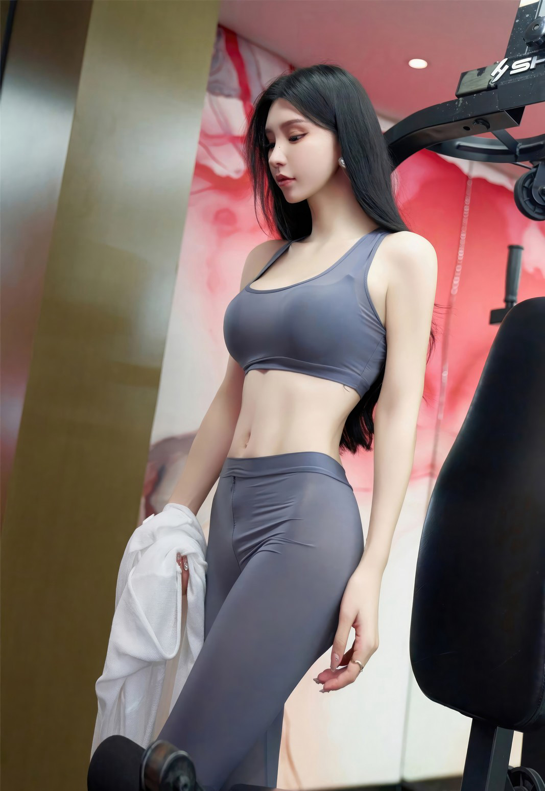 周于希极品美臀紧身健身裤性感身材健身房套图