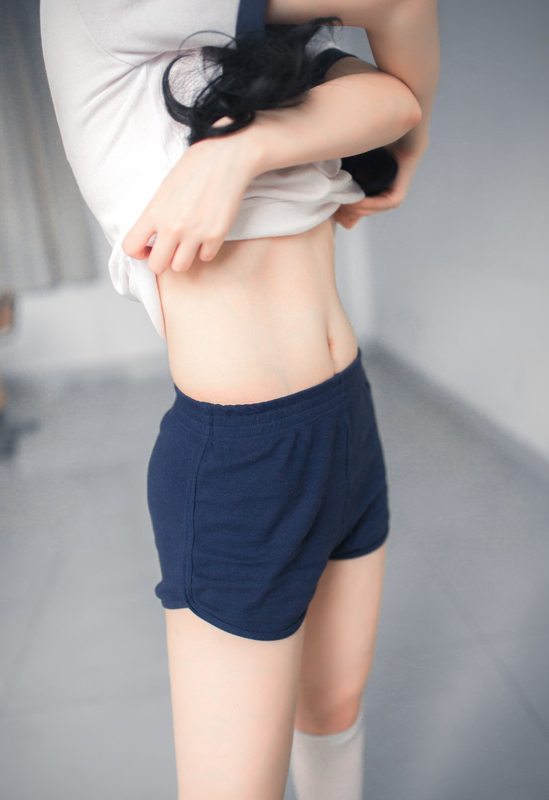 疯猫cosplay性感白丝美腿JK诱惑写真套图