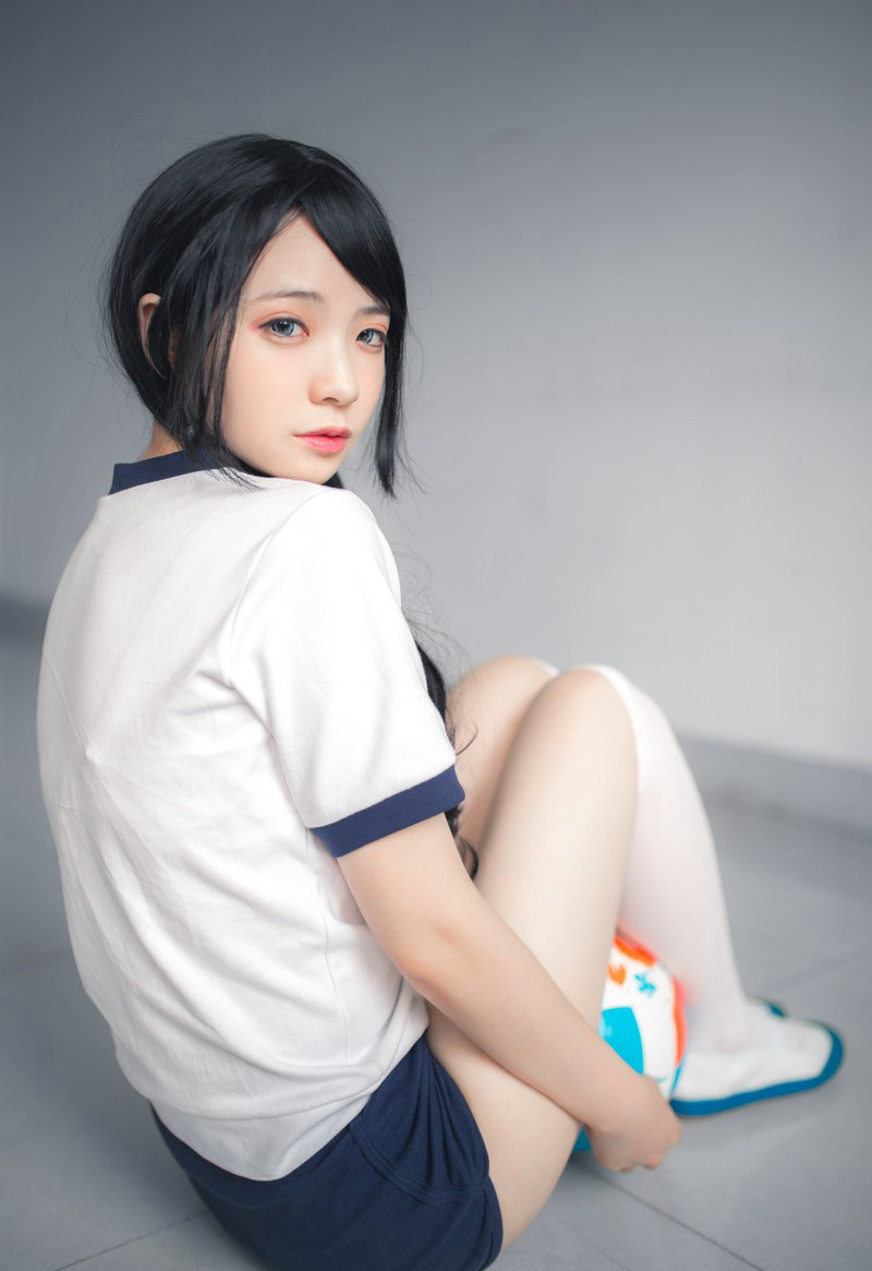 疯猫cosplay性感白丝美腿JK诱惑写真套图