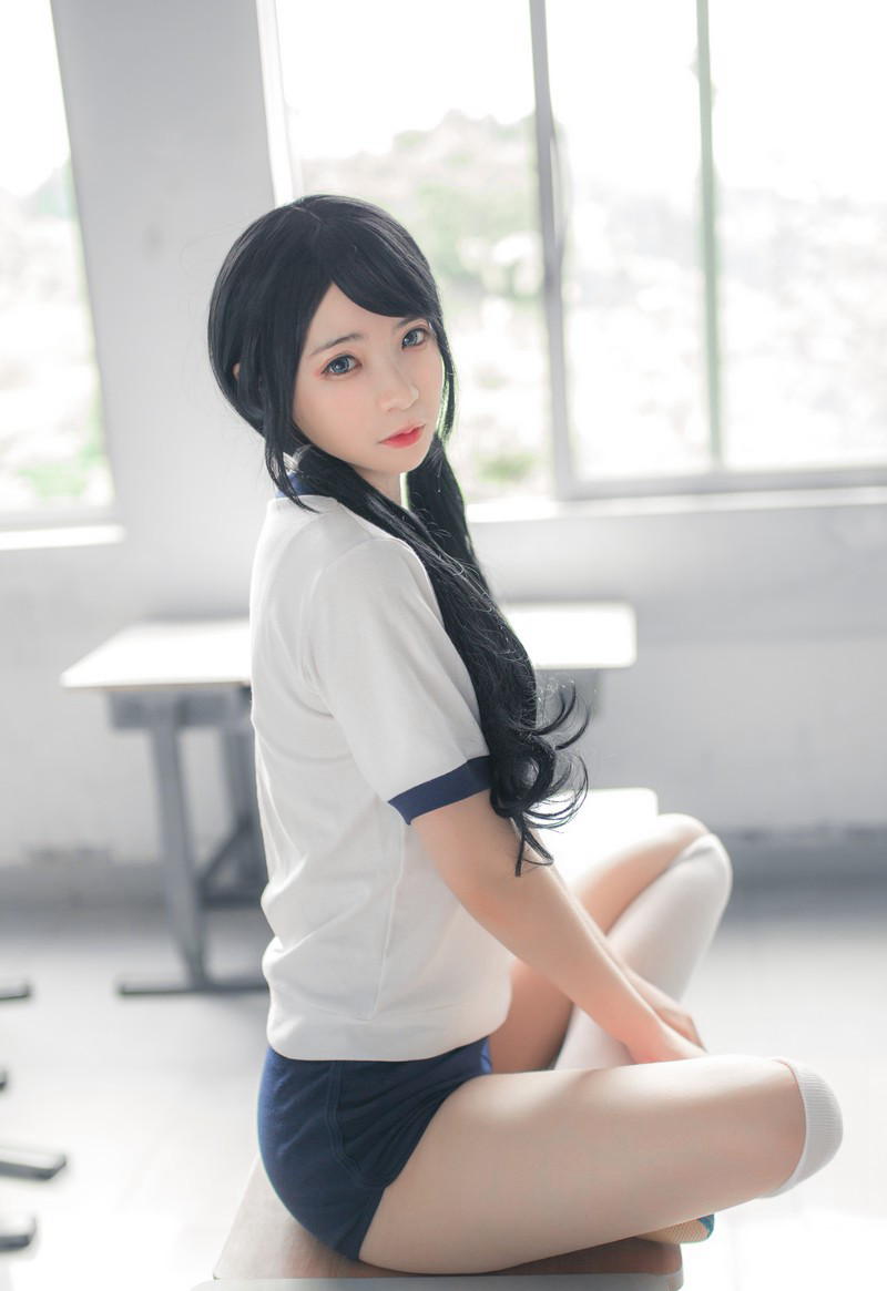 疯猫cosplay性感白丝美腿JK诱惑写真套图