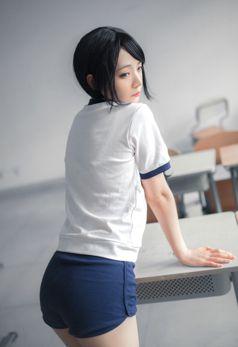 疯猫cosplay性感白丝美腿JK诱惑写真套图