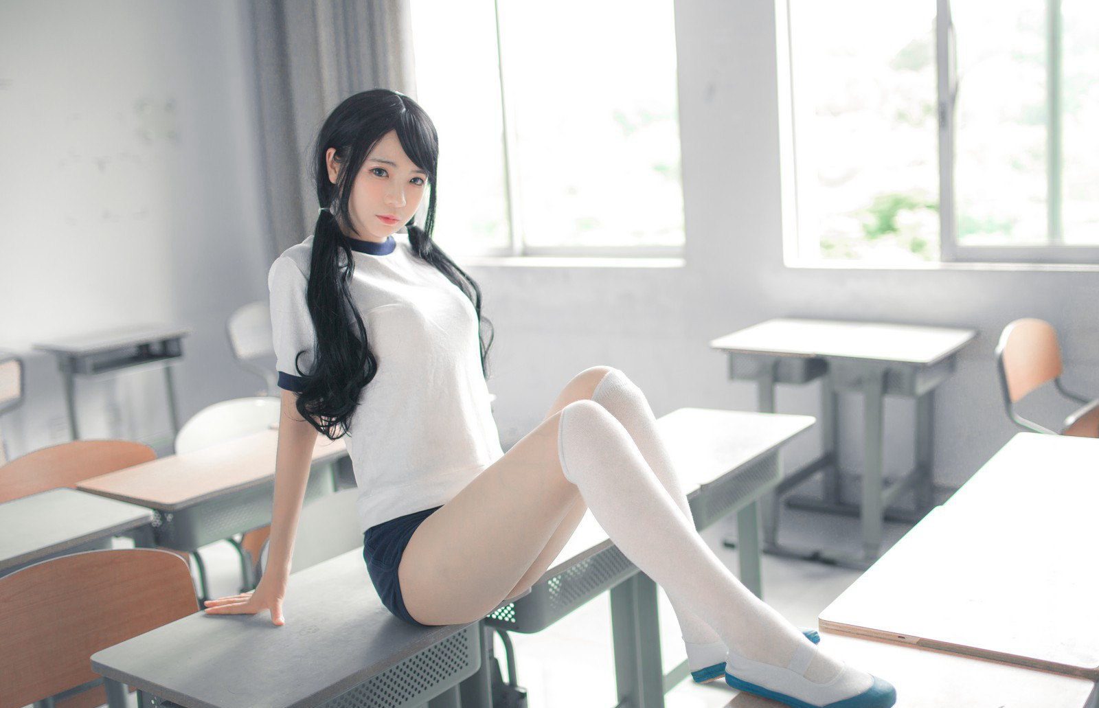 疯猫cosplay性感白丝美腿JK诱惑写真套图